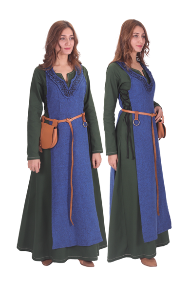HILDA Parlement Blue Wool Emroderied Tabard-Embroidered Wool Tabard inspired from Medieval and Viking ages